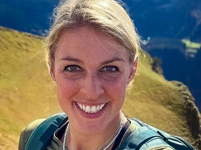 Maria Schmid, tandem pilot at touch and go Paragliding, discovered her passion for flying on Mount Rigi.